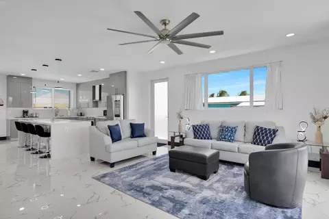 Living - 835 837 Copa D Oro, Marathon, FL 33050 photo 1 of 4