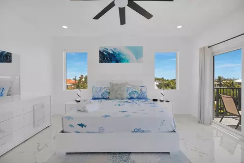 Bedroom - 835 837 Copa D Oro, Marathon, FL 33050 photo 11 of 13