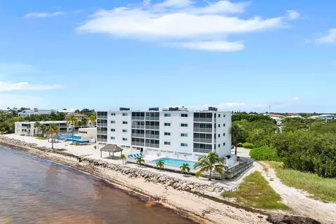 View/Area - 135 Coco Plum Dr #4C, Marathon, FL 33050 photo 9 of 9