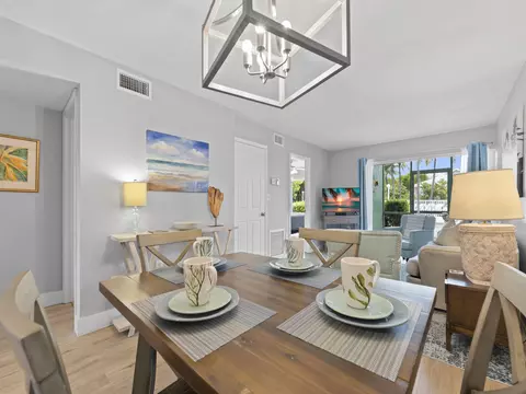 Dining - 98321 Windward Ave, Key Largo, FL 33037 photo 2 of 4