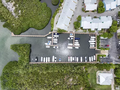 View/Area - 98321 Windward Ave, Key Largo, FL 33037 photo 4 of 9