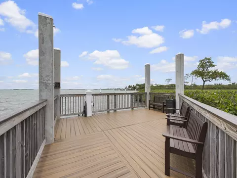 View/Area - 98321 Windward Ave, Key Largo, FL 33037 photo 7 of 9
