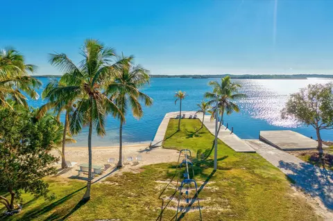 View/Area - 23 Snapper Ave, Key Largo, FL 33037 photo 2 of 2