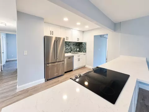 Kitchen - 23 Snapper Ave, Key Largo, FL 33037 photo 1 of 1