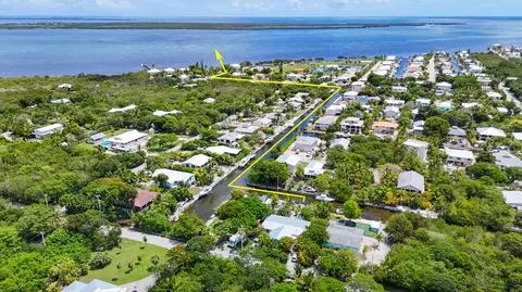 View/Area - 545 Ixora Dr, Big Pine Key, FL 33043 photo 6 of 6