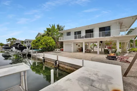 400 La Fitte Rd, Little Torch Key, FL 33042