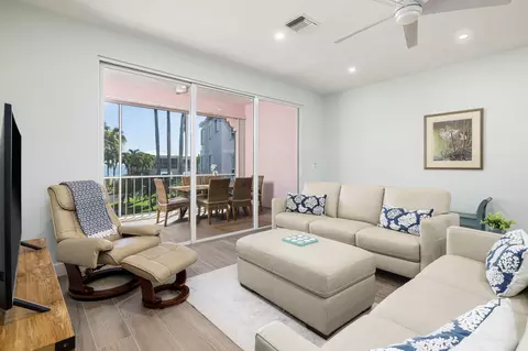 Living - 117 Coco Plum Dr #D2, Marathon, FL 33050 photo 1 of 3