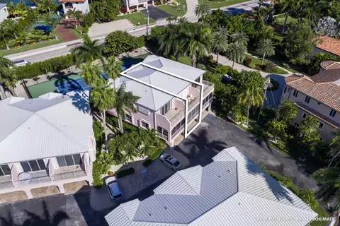 View/Area - 117 Coco Plum Dr #D2, Marathon, FL 33050 photo 3 of 12