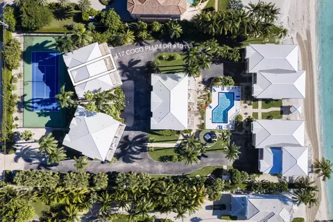 View/Area - 117 Coco Plum Dr #D2, Marathon, FL 33050 photo 4 of 12