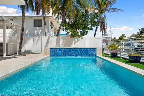 Exterior - 202 Atlantic Blvd, Key Largo, FL 33037 photo 2 of 7