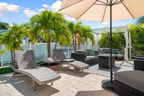 Exterior - 202 Atlantic Blvd, Key Largo, FL 33037 photo 3 of 7