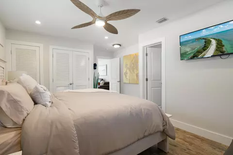 Bedroom - 202 Atlantic Blvd, Key Largo, FL 33037 photo 5 of 7