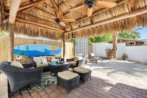 Exterior - 970 95th Street Ocean Street Ocean, Marathon, FL 33050 photo 7 of 15