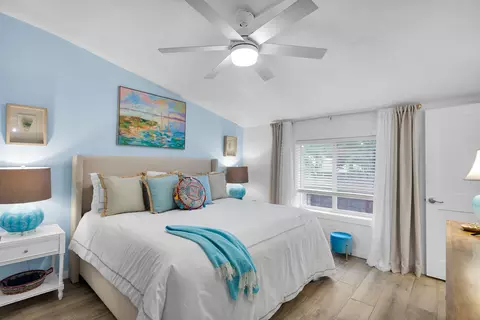 Bedroom - 970 95th Street Ocean Street Ocean, Marathon, FL 33050 photo 6 of 7