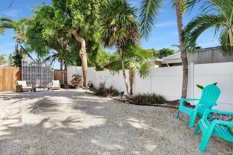 Exterior - 970 95th Street Ocean Street Ocean, Marathon, FL 33050 photo 11 of 15
