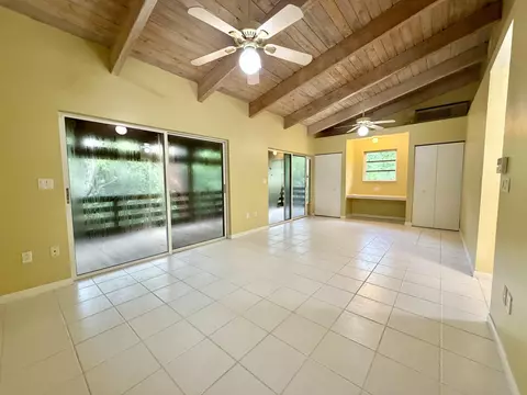 Living - 6 Atlantic Dr, Key Largo, FL 33037 photo 4 of 13