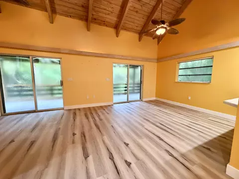Living - 6 Atlantic Dr, Key Largo, FL 33037 photo 8 of 13