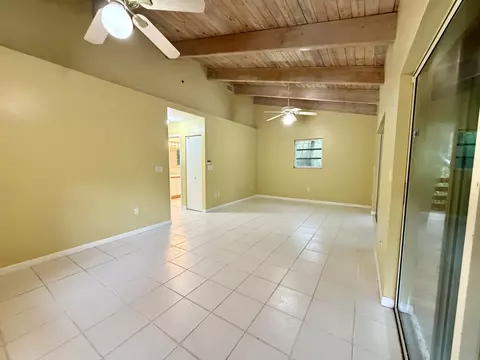 Living - 6 Atlantic Dr, Key Largo, FL 33037 photo 2 of 13