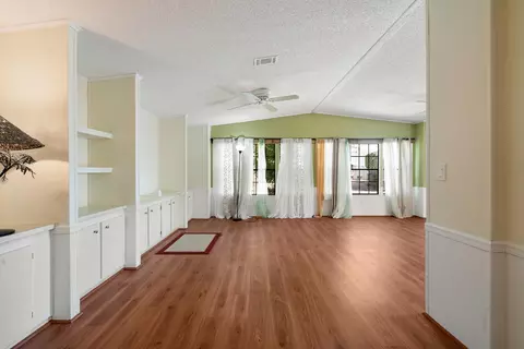 Living - 252 Oleander Dr, Key Largo, FL 33037 photo 3 of 3