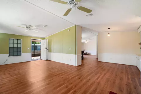 Living - 252 Oleander Dr, Key Largo, FL 33037 photo 1 of 3