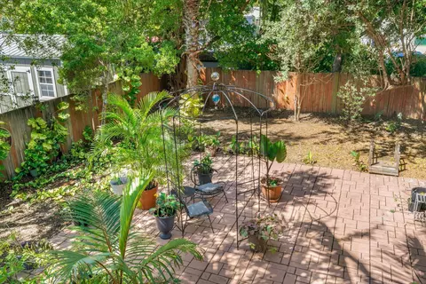 Exterior - 8 Cactus Dr, Key West, FL 33040 photo 3 of 7
