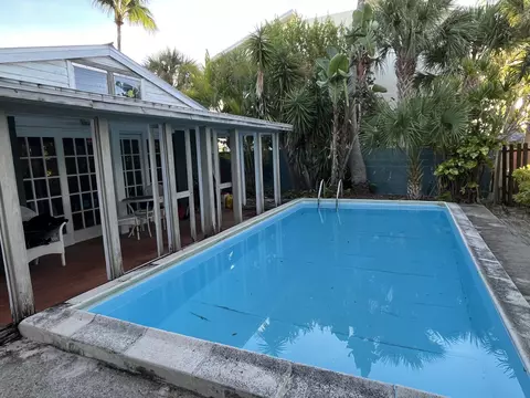 5 Hilton Haven Dr, Key West, FL 33040