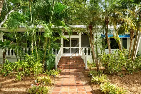 33 Pen Key Club Dr, Islamorada, FL 33036