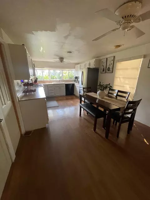 Kitchen - 309 Lance Ln, Key Largo, FL 33037 photo 1 of 2