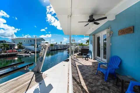 Exterior - 712 26th St, Marathon, FL 33050 photo 5 of 7