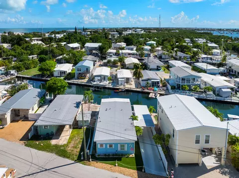 View/Area - 712 26th St, Marathon, FL 33050 photo 5 of 10