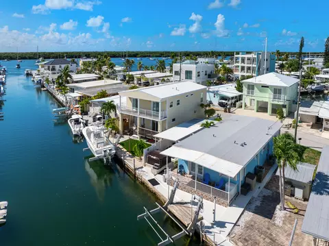 View/Area - 712 26th St, Marathon, FL 33050 photo 3 of 10