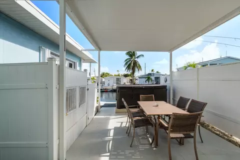 Exterior - 712 26th St, Marathon, FL 33050 photo 7 of 7