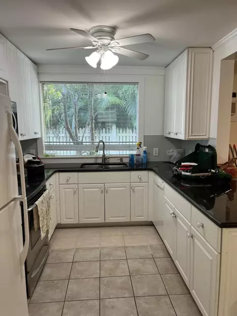 809 Fleming St, Key West, FL 33040 photo 3