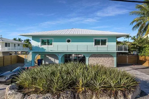 232 W Seaview Dr, Duck Key, FL 33050