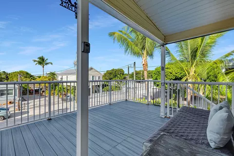 Exterior - 308 Vaca Rd, Key Largo, FL 33037 photo 1 of 7