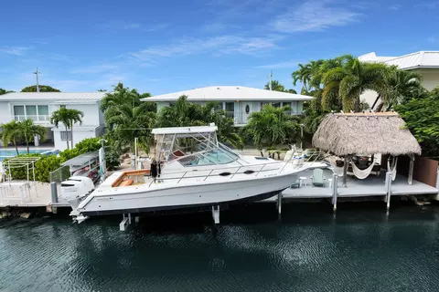 Other - 2110 Dolphin Dr, Marathon, FL 33050 photo 3 of 4