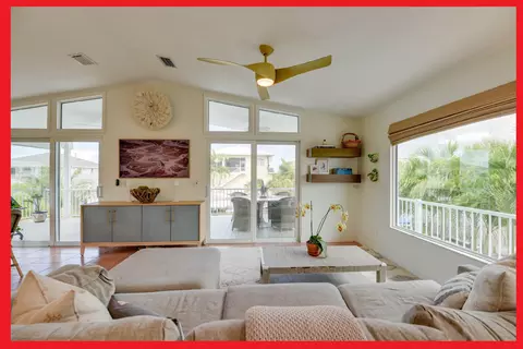 637 E Caribbean Dr, Summerland Key, FL 33042