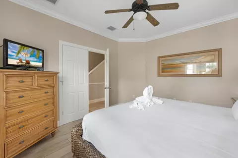 Bedroom - 7219 Simran Ln, Duck Key, FL 33050 photo 3 of 9