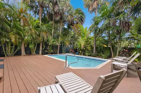 Exterior - 7219 Simran Ln, Duck Key, FL 33050 photo 8 of 15