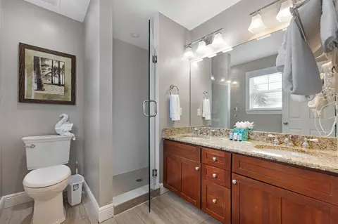 Bath - 7219 Simran Ln, Duck Key, FL 33050 photo 3 of 6