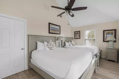 Bedroom - 7219 Simran Ln, Duck Key, FL 33050 photo 8 of 9