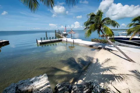 View/Area - 16 Avacado St, Islamorada, FL 33036 photo 4 of 22