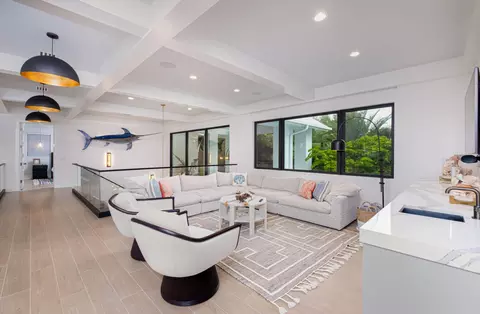 Living - 16 Avacado St, Islamorada, FL 33036 photo 4 of 7