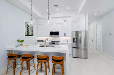 Kitchen - 16 Avacado St, Islamorada, FL 33036 photo 11 of 14