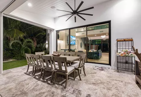 Dining - 16 Avacado St, Islamorada, FL 33036 photo 2 of 2