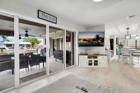 Living - 34 Key Haven Rd, Key West, FL 33040 photo 4 of 4