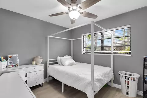 Bedroom - 34 Key Haven Rd, Key West, FL 33040 photo 3 of 5