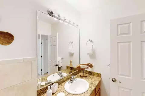Bath - 360 3rd St Ocean St, Key Colony, FL 33051 photo 3 of 4