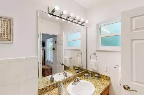 Bath - 360 3rd St Ocean St, Key Colony, FL 33051 photo 1 of 4
