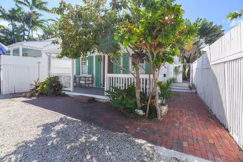 Exterior - 1104 Packer St, Key West, FL 33040 photo 6 of 18